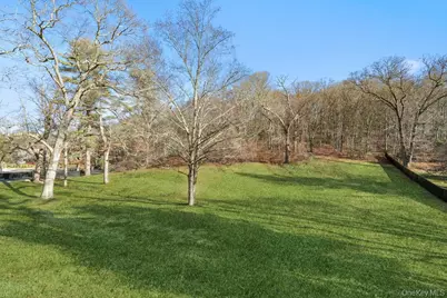 89 Mill River Road, Upper Brookville, NY 11771 - Photo 4