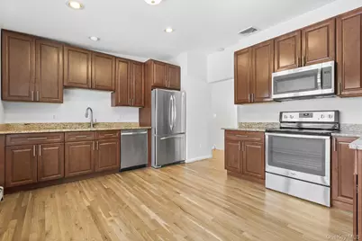 55 Albion Oval, Mahopac, NY 10541 - Photo 10