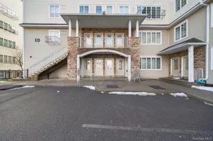 10 Lemberg Ct, Monroe, NY 10950 - Photo 2