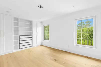 132 Arthur Street, Garden City, NY 11530 - Photo 12