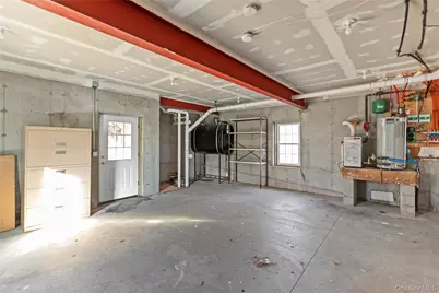 15 Shore Drive, Mastic Beach, NY 11951 - Photo 18