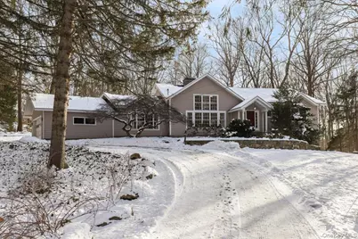 28 Cradle Rock Road, Pound Ridge, NY 10576 - Photo 2