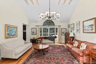 28 Cradle Rock Rd, Pound Ridge, NY 10576 - Photo 10