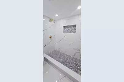 33 Silverpine Drive, Amityville, NY 11701 - Photo 24