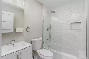 970 Village Ln, Mattituck, NY 11952 - Photo 32