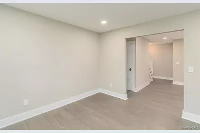 970 Village Lane, Mattituck, NY 11952 - Photo 12