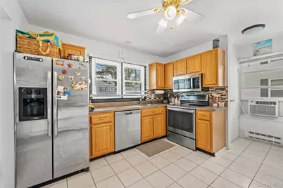 61 Federal Lane, Coram, NY 11727 - Photo 8