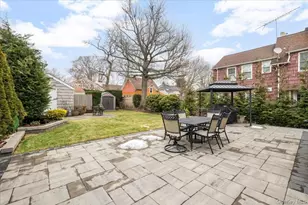 112 Longworth Ave, Woodmere, NY 11598 - Photo 24