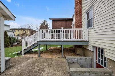 9 Graywood Road, Port Washington, NY 11050 - Photo 22