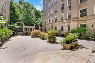 811 Walton Avenue #C15, Bronx, NY 10451 - Photo 10