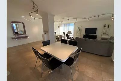 27010 Grand Central Parkway #32O, Floral Park, NY 11005 - Photo 8