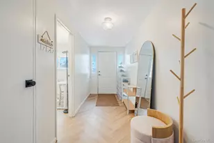 7 Seneca Dr, Commack, NY 11725 - Photo 4