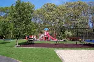 89 Artist Lake Dr, Middle Island, NY 11953 - Photo 8