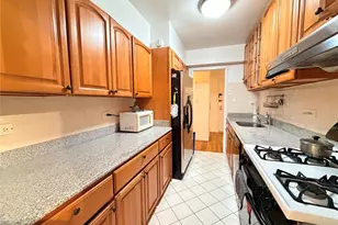142-05 Roosevelt Ave, Flushing, NY 11354 - Photo 4
