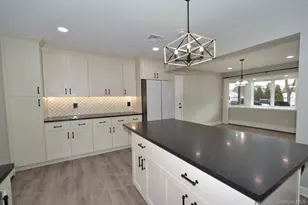 34 Stewart Cir N, Centereach, NY 11720 - Photo 10