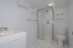 34 Stewart Cir N, Centereach, NY 11720 - Photo 28