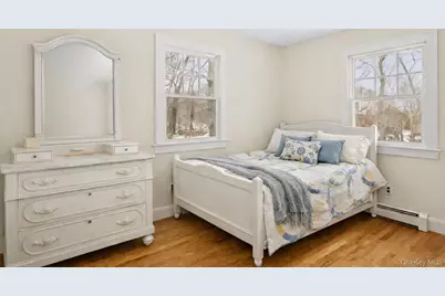 1025 Long Creek Drive, Southold, NY 11971 - Photo 12