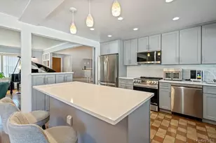 527 Alicia Dr, Westbury, NY 11590 - Photo 14