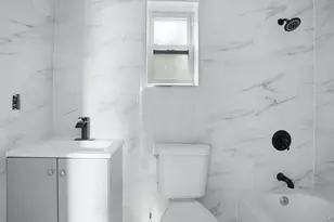 2040 Washington Ave, Bronx, NY 10457 - Photo 16