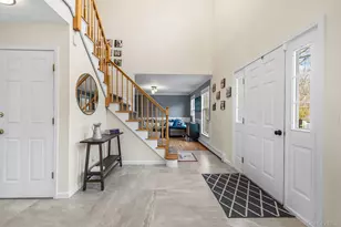 35 Rock Cliff Pl, White Plains, NY 10603 - Photo 18