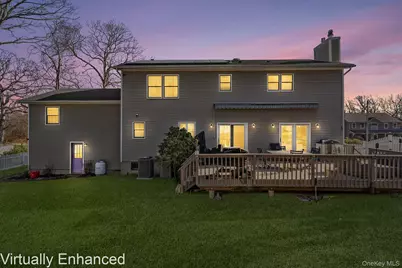 35 Rock Cliff Place, White Plains, NY 10603 - Photo 2