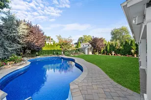 1563 Stevens Ave, Merrick, NY 11566 - Photo 34