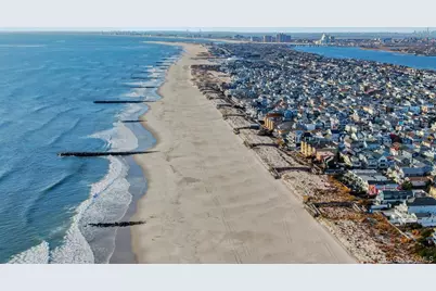 923 Oceanfront, Long Beach, NY 11561 - Photo 36