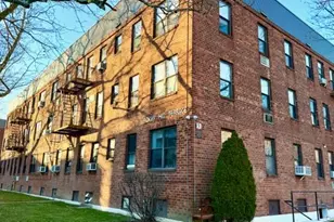 215-28 47th Ave, Bayside, NY 11361 - Photo 24