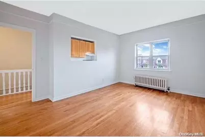 20-07 43rd Street #2, Astoria, NY 11105 - Photo 6