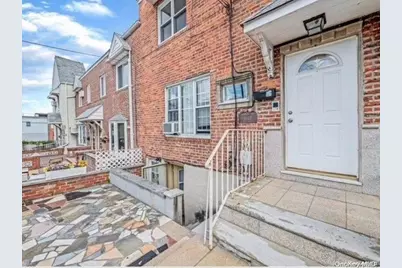 20-07 43rd Street #2, Astoria, NY 11105 - Photo 2