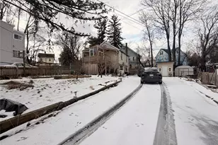 24 Quassaick Ave, New Windsor, NY 12553 - Photo 2