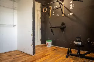 256-20 Francis Lewis Blvd, Rosedale, NY 11422 - Photo 6