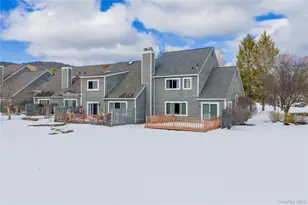 13 Cushing Green S, Pawling, NY 12564 - Photo 34