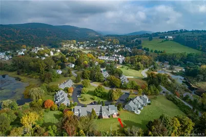 13 Cushing Green S, Pawling, NY 12564 - Photo 40