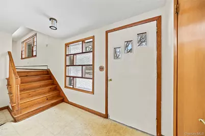 3 Anchor Road, Spring Valley, NY 10977 - Photo 2