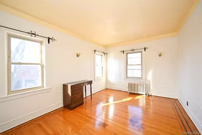 19501 45th Avenue, Flushing, NY 11358 - Photo 14