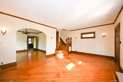 19501 45th Avenue, Flushing, NY 11358 - Photo 8