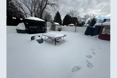 80 E 19th Street, Huntington Station, NY 11746 - Photo 12