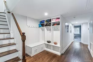 94 Round Hill Rd, Scarsdale, NY 10583 - Photo 32