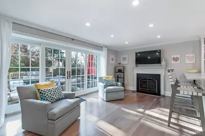 94 Round Hill Road, Scarsdale, NY 10583 - Photo 16