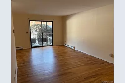 5 Germonds Village #5, Bardonia, NY 10954 - Photo 4