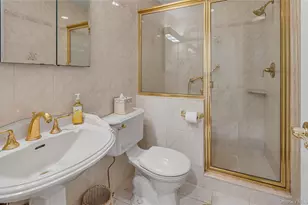 51 Hidden Ridge Dr, Syosset, NY 11791 - Photo 18