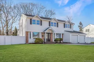 20 Shirley Ct, Commack, NY 11725 - Photo 2