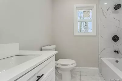 20 Shirley Court, Commack, NY 11725 - Photo 24