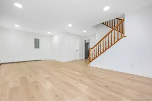 54 5th St, Ronkonkoma, NY 11779 - Photo 12