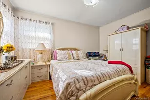 145-95 221st St, Springfield Gardens, NY 11413 - Photo 18