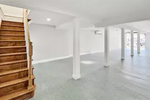 37 Deal Rd, Island Park, NY 11558 - Photo 38