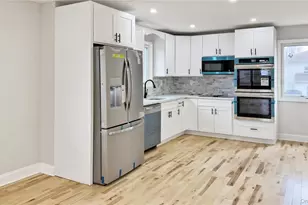 37 Deal Rd, Island Park, NY 11558 - Photo 22