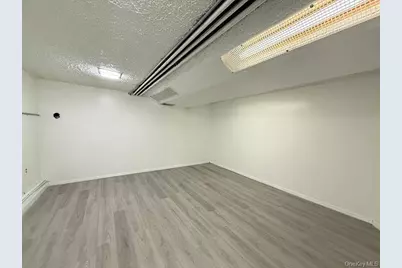 6938 Myrtle Avenue, Glendale, NY 11385 - Photo 26