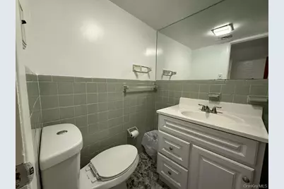 6938 Myrtle Avenue, Glendale, NY 11385 - Photo 24